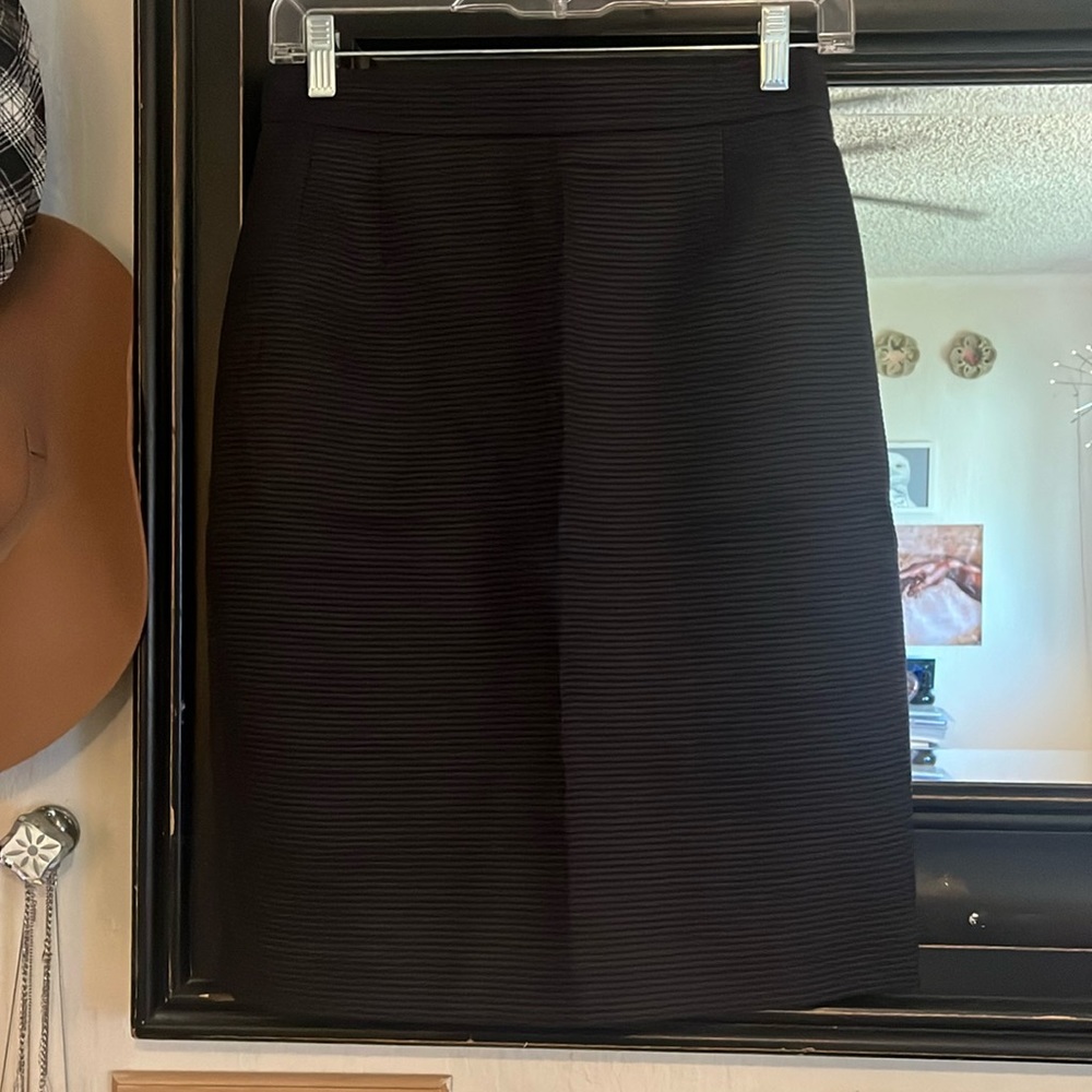 Beautiful ESCADA pencil skirt.